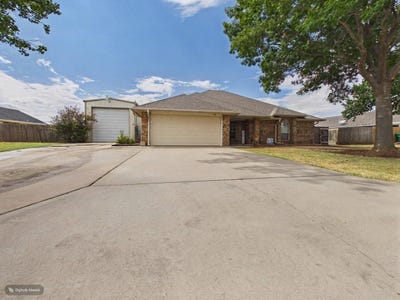 /international/us/1424-quail-run-burkburnett-tx-110119916587/
