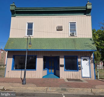 /international/us/531-n-high-street-millville-nj-110108236805/