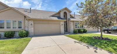 /international/us/32914-whispering-lane-chesterfield-twp-mi-110109134265/