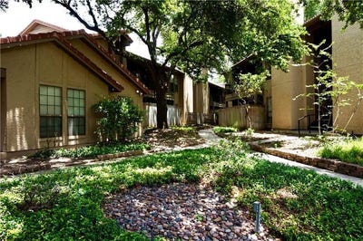 /international/us/san-marcos-tx-110100464193/