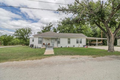 /international/us/601-e-1st-st-coleman-tx-110100565007/