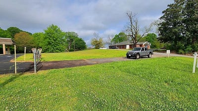 /international/us/ga-highway-0027-hamilton-ga-110107344274/