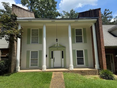 /international/us/112-martha-ave-dothan-al-110101333126/?lang=en