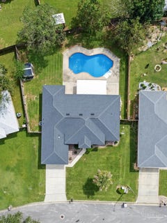 /international/us/2266-liberty-loop-rd-cantonment-fl-110120123595/