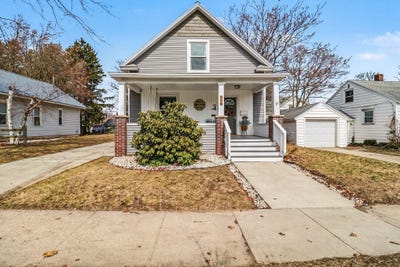 /international/us/819-e-loomis-street-ludington-mi-110106820578/