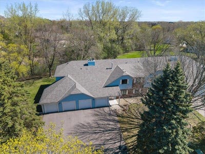 /international/us/995-heritage-court-e-vadnais-heights-mn-110107659340/