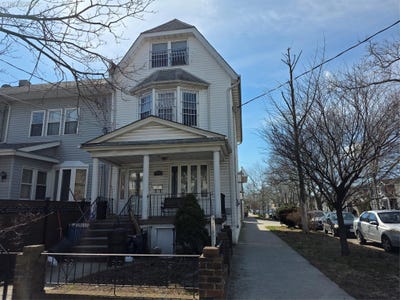/international/us/9102-96th-street-woodhaven-ny-110106241531/