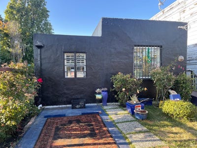 /international/us/686-29th-street-oakland-ca-110119793827/