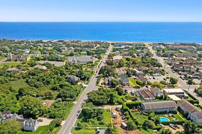 /international/us/90-south-erie-avenue-montauk-ny-110094549438/
