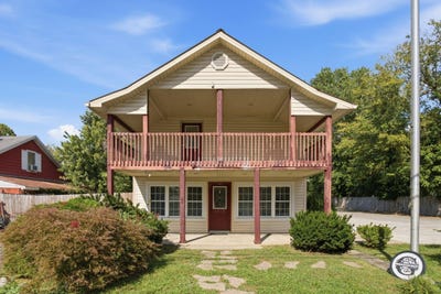/international/us/4418-main-street-clay-city-ky-110109999411/