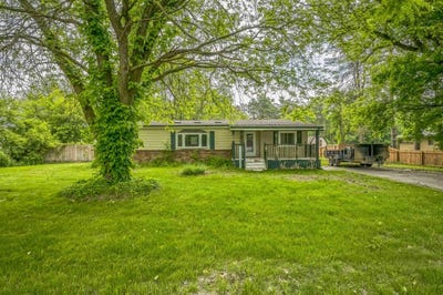 /international/us/8054-n-gale-road-otisville-mi-110101244375/