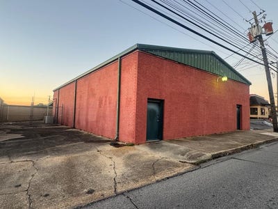 /international/us/107-w-burdeshaw-st-dothan-al-110104120482/