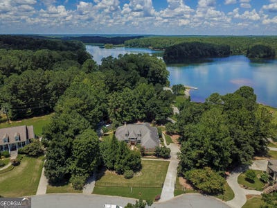 /international/us/206-enclave-newnan-ga-110101072791/
