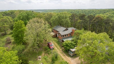/international/us/27535-farm-rd-2150-cape-fair-mo-110106600837/