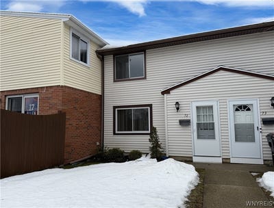 /international/us/72-parkview-court-lancaster-ny-110105939891/