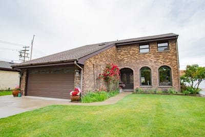 /international/us/7022-birchwood-avenue-niles-il-110108626774/