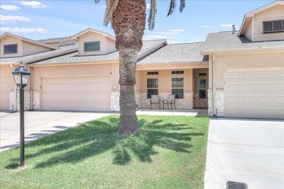 /international/us/2-olde-towne-ln-rockport-tx-110097647450/