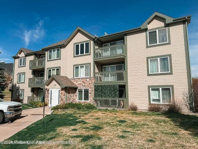 /international/us/790-castle-valley-boulevard-new-castle-co-110106811311/
