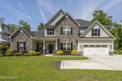 /international/us/1035-grandview-drive-hampstead-nc-110098460950/