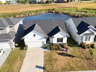 /international/us/705-se-drumlin-drive-waukee-ia-110102078623/