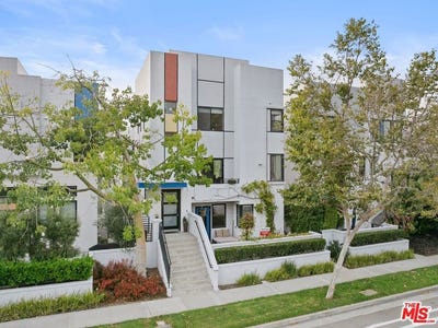 /international/us/12911-bluff-creek-dr-los-angeles-ca-110107993508/