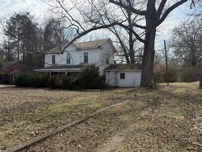 /international/us/459-proctor-st-drakes-branch-va-110106233530/