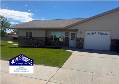 /international/us/1215-pioneer-riverton-wy-110108472502/