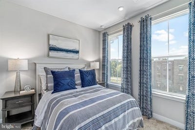 /international/us/19816-habitat-terrace-montgomery-village-md-110098458279/