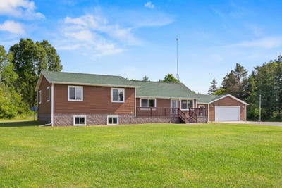 /international/us/5886-13-mile-road-remus-mi-110100069234/