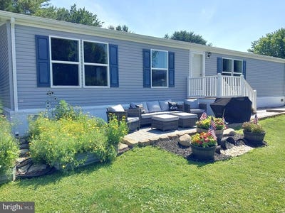 /international/us/8932-breinig-run-circle-breinigsville-pa-110100804749/