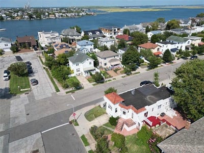 /international/us/720-franklin-boulevard-long-beach-ny-110107192126/