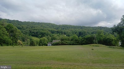 /international/us/carolyns-way-linden-va-110100627228/