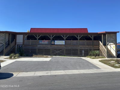 /international/us/219-myrtle-avenue-carolina-beach-nc-110103291010/