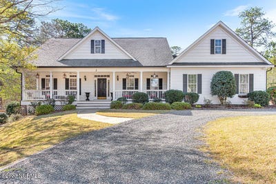 /international/us/2-lenoir-court-pinehurst-nc-110107711493/