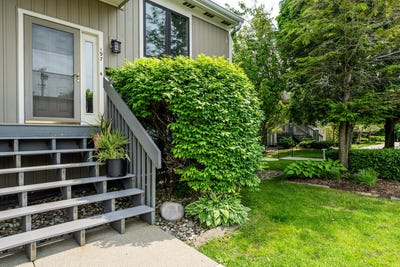 /international/us/197-wayne-street-st-joseph-mi-110100251159/