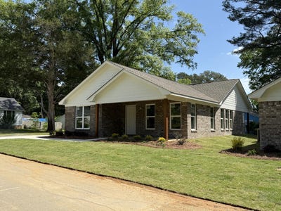 /international/us/400-s-smith-st-tupelo-ms-110103545207/