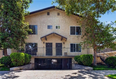 /international/us/216-w-tujunga-burbank-ca-110108075304/