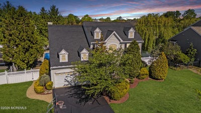 /international/us/389-fordham-place-freehold-nj-110108171057/
