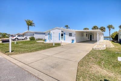 /international/us/349-marsh-landing-loop-oak-hill-fl-110106698447/