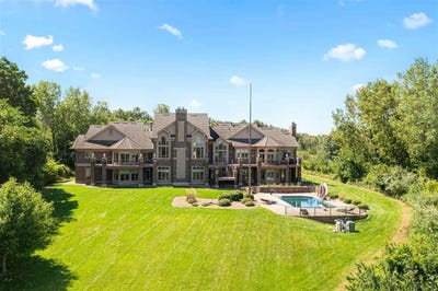 /international/us/2310-ne-lakeridge-pl-northliberty-ia-110106309465/