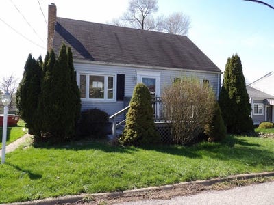 /international/us/1821-w-8th-st-beaver-falls-pa-110107662692/