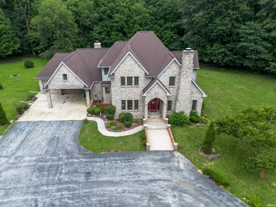 /international/us/6857-w-maple-grove-road-huntington-in-110101231551/