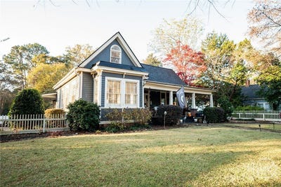/international/us/103-e-elm-greensboro-ga-110106492336/