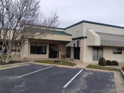 /international/us/5515-osage-beach-parkway-osage-beach-mo-110106015002/