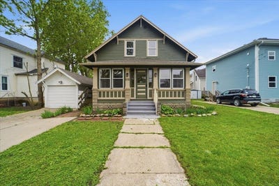 /international/us/619-polk-street-iowa-falls-ia-110108139324/