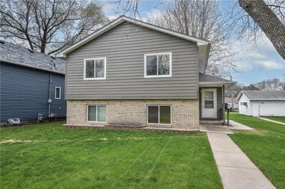 /international/us/811-broadway-avenue-s-sauk-rapids-mn-110107801741/