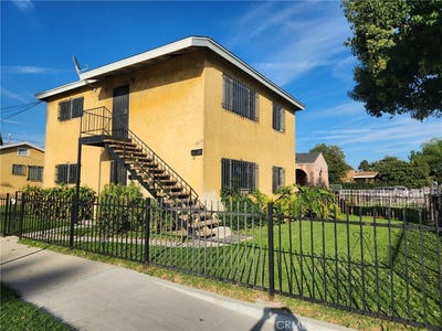 /international/us/8868-s-wall-st-los-angeles-ca-110107453417/