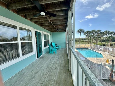 /international/us/7041-depot-st-cedar-key-fl-110107162597/
