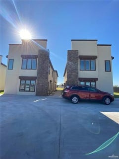 /international/us/1203-white-oak-drive-edinburg-tx-110105246528/