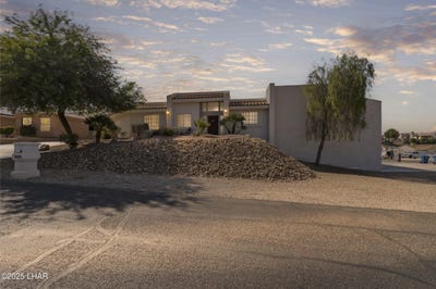 /international/us/3002-maracaibo-ct-lake-havasu-city-az-110100475476/